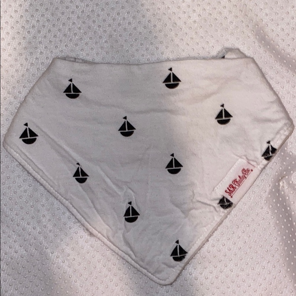 Sailboat bib